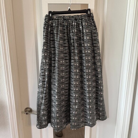 Patagonia Dresses & Skirts - Patagonia Women's Patterns Midi Skirt Size Medium Color Grey White